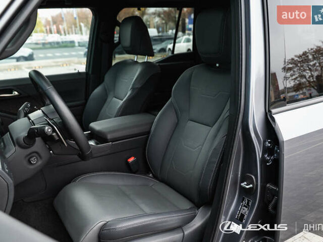 Сірий Лексус ЛХ, об'ємом двигуна 3.45 л та пробігом 3 тис. км за 93081 $, фото 27 на Automoto.ua