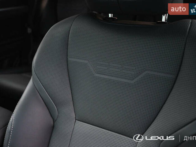 Сірий Лексус ЛХ, об'ємом двигуна 3.45 л та пробігом 3 тис. км за 93081 $, фото 28 на Automoto.ua