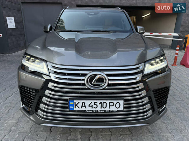 Сірий Лексус ЛХ, об'ємом двигуна 3.35 л та пробігом 2 тис. км за 129000 $, фото 16 на Automoto.ua