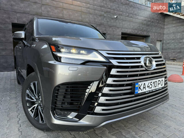 Сірий Лексус ЛХ, об'ємом двигуна 3.35 л та пробігом 2 тис. км за 129000 $, фото 9 на Automoto.ua