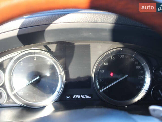 Синий Лексус ЛХ, объемом двигателя 4.46 л и пробегом 226 тыс. км за 68000 $, фото 14 на Automoto.ua