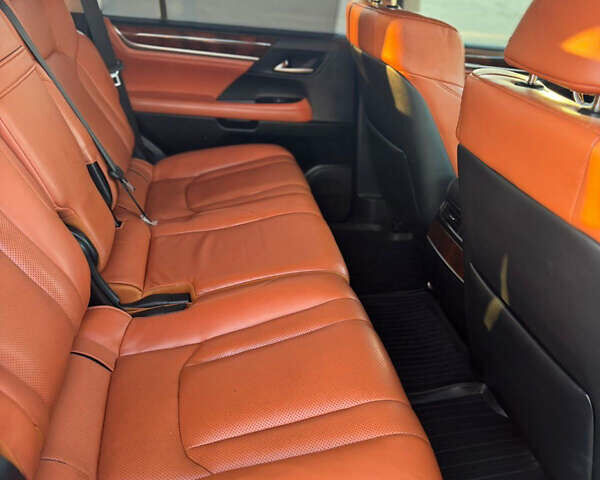 Синий Лексус ЛХ, объемом двигателя 4.46 л и пробегом 226 тыс. км за 68000 $, фото 22 на Automoto.ua