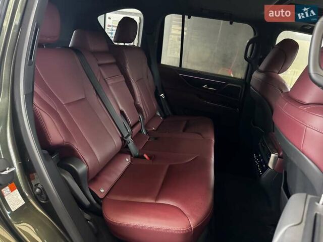 Зеленый Лексус ЛХ, объемом двигателя 3.35 л и пробегом 138 тыс. км за 91800 $, фото 28 на Automoto.ua