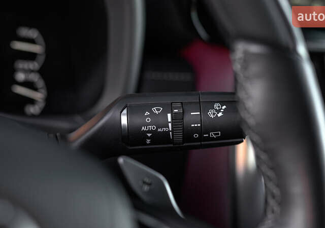 Зеленый Лексус ЛХ, объемом двигателя 3.35 л и пробегом 137 тыс. км за 90320 $, фото 26 на Automoto.ua