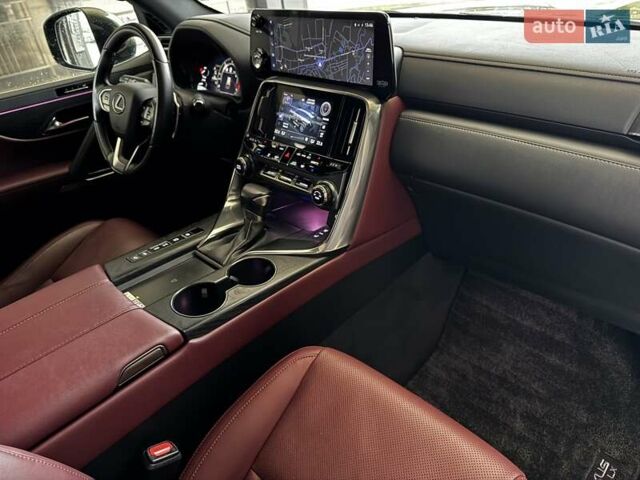 Зеленый Лексус ЛХ, объемом двигателя 3.35 л и пробегом 138 тыс. км за 91800 $, фото 35 на Automoto.ua