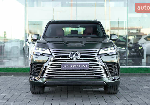 Зеленый Лексус ЛХ, объемом двигателя 3.35 л и пробегом 137 тыс. км за 90320 $, фото 4 на Automoto.ua
