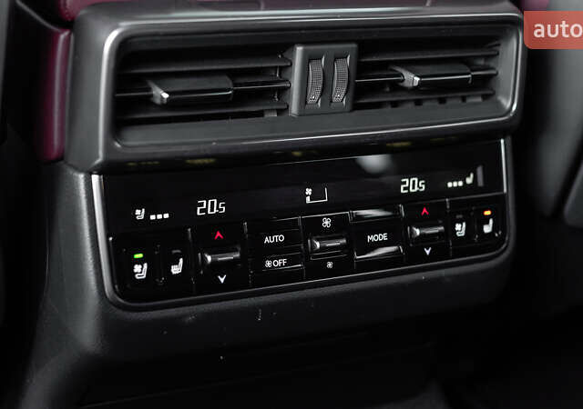 Зеленый Лексус ЛХ, объемом двигателя 3.35 л и пробегом 137 тыс. км за 90320 $, фото 40 на Automoto.ua