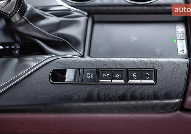 Зеленый Лексус ЛХ, объемом двигателя 3.35 л и пробегом 137 тыс. км за 90320 $, фото 38 на Automoto.ua