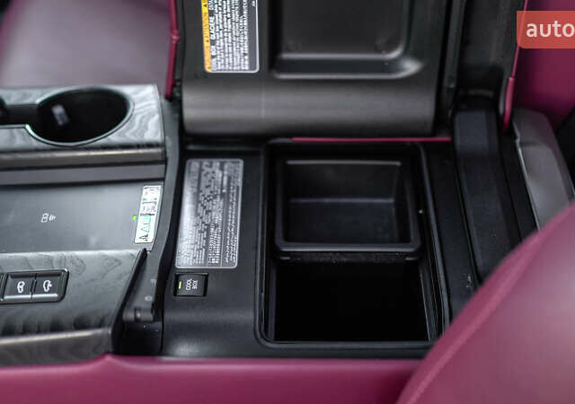 Зеленый Лексус ЛХ, объемом двигателя 3.35 л и пробегом 137 тыс. км за 90320 $, фото 39 на Automoto.ua