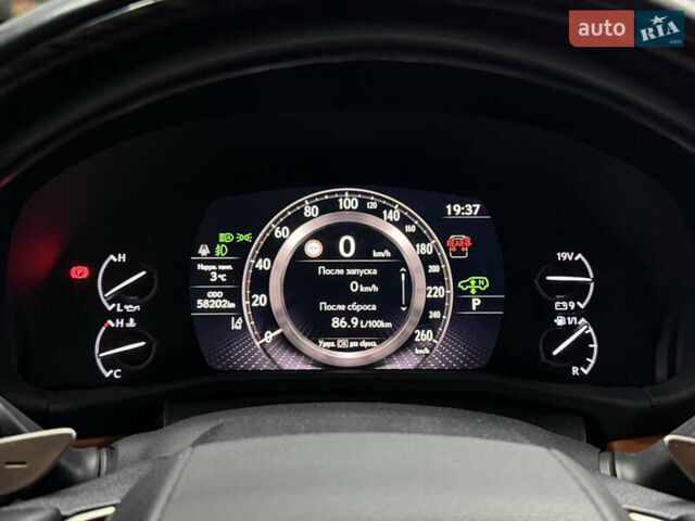 Зеленый Лексус ЛХ, объемом двигателя 3.5 л и пробегом 58 тыс. км за 124000 $, фото 19 на Automoto.ua