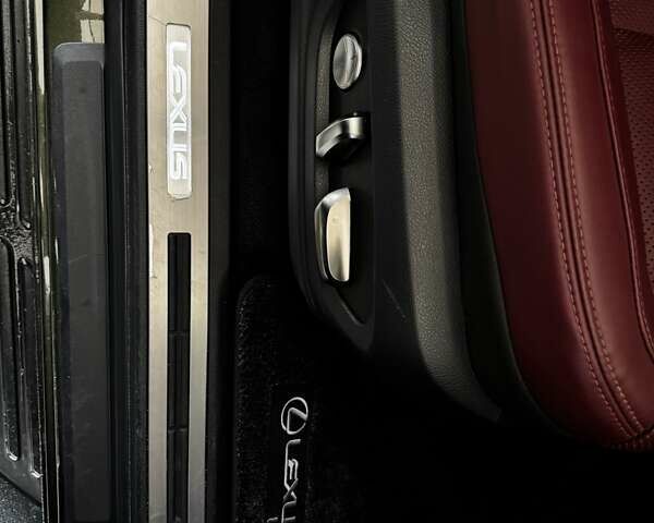 Зеленый Лексус ЛХ, объемом двигателя 3.35 л и пробегом 138 тыс. км за 91800 $, фото 27 на Automoto.ua