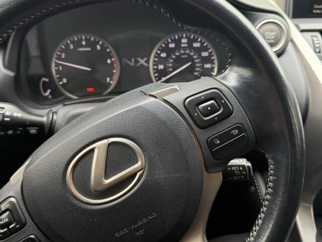 Білий Лексус НХ, об'ємом двигуна 2 л та пробігом 129 тис. км за 25900 $, фото 7 на Automoto.ua