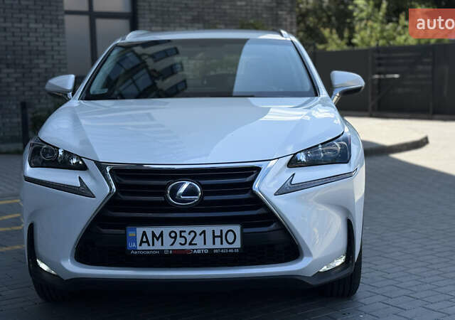 Білий Лексус НХ, об'ємом двигуна 2.49 л та пробігом 166 тис. км за 22750 $, фото 3 на Automoto.ua
