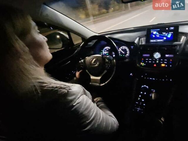 Белый Лексус НХ, объемом двигателя 2.49 л и пробегом 203 тыс. км за 28000 $, фото 76 на Automoto.ua