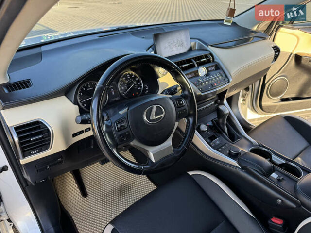 Белый Лексус НХ, объемом двигателя 2 л и пробегом 107 тыс. км за 21999 $, фото 18 на Automoto.ua