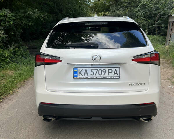 Белый Лексус НХ, объемом двигателя 2 л и пробегом 75 тыс. км за 21700 $, фото 2 на Automoto.ua