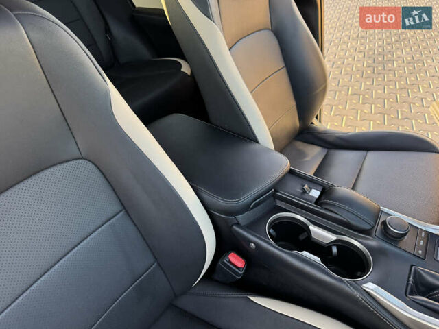 Белый Лексус НХ, объемом двигателя 2 л и пробегом 107 тыс. км за 21999 $, фото 37 на Automoto.ua