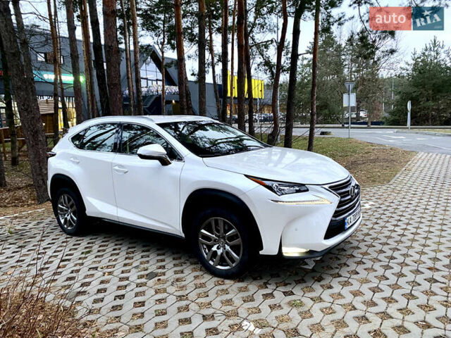 Білий Лексус НХ, об'ємом двигуна 1.99 л та пробігом 69 тис. км за 24000 $, фото 13 на Automoto.ua