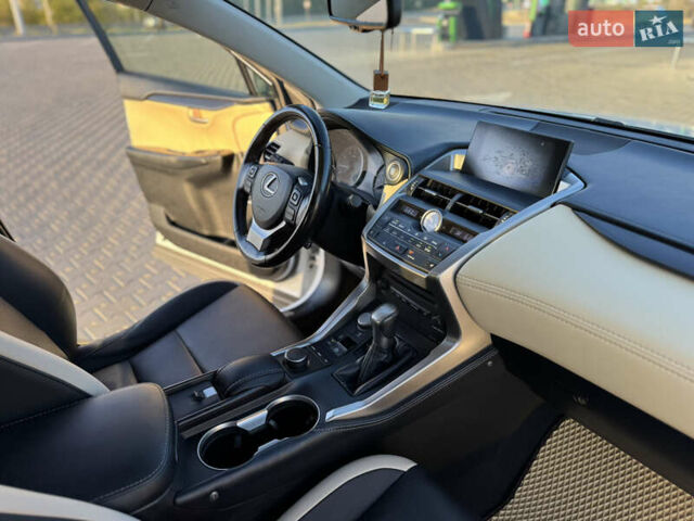 Белый Лексус НХ, объемом двигателя 2 л и пробегом 107 тыс. км за 22500 $, фото 35 на Automoto.ua