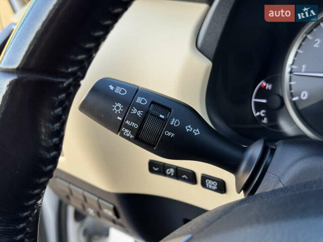 Белый Лексус НХ, объемом двигателя 2 л и пробегом 107 тыс. км за 21999 $, фото 22 на Automoto.ua