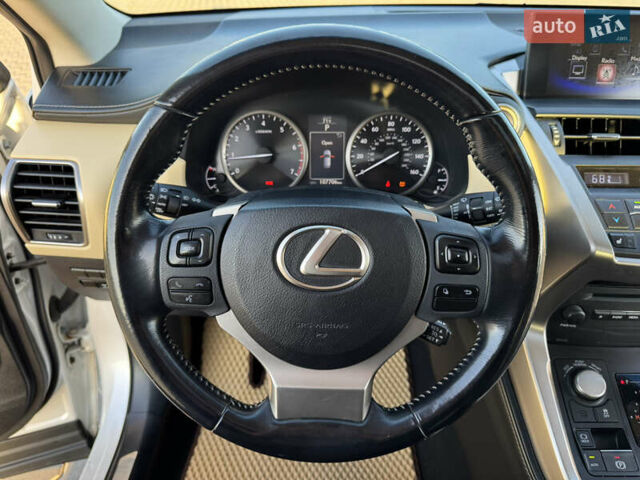 Белый Лексус НХ, объемом двигателя 2 л и пробегом 107 тыс. км за 21999 $, фото 19 на Automoto.ua
