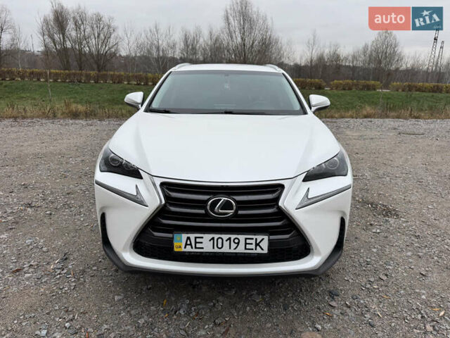 Білий Лексус НХ, об'ємом двигуна 1.99 л та пробігом 103 тис. км за 21500 $, фото 2 на Automoto.ua