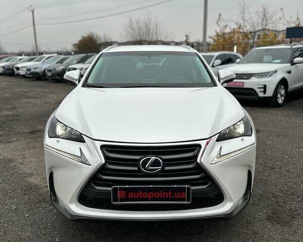 Белый Лексус НХ, объемом двигателя 1.99 л и пробегом 213 тыс. км за 19900 $, фото 1 на Automoto.ua