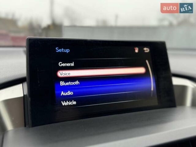 Белый Лексус НХ, объемом двигателя 2 л и пробегом 137 тыс. км за 19500 $, фото 56 на Automoto.ua