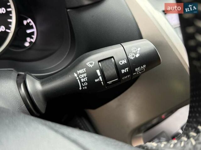 Белый Лексус НХ, объемом двигателя 2 л и пробегом 137 тыс. км за 19500 $, фото 41 на Automoto.ua