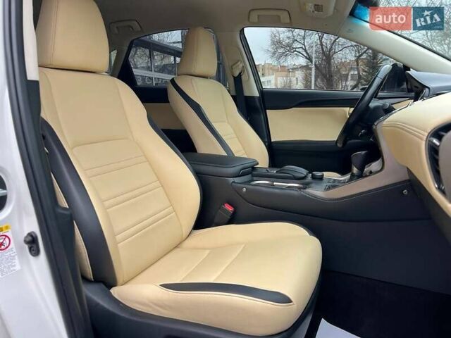 Белый Лексус НХ, объемом двигателя 1.99 л и пробегом 190 тыс. км за 20900 $, фото 25 на Automoto.ua