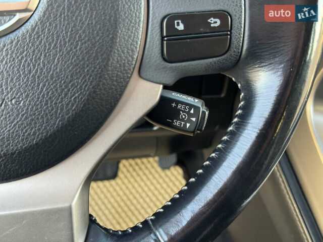 Белый Лексус НХ, объемом двигателя 2 л и пробегом 107 тыс. км за 21999 $, фото 24 на Automoto.ua