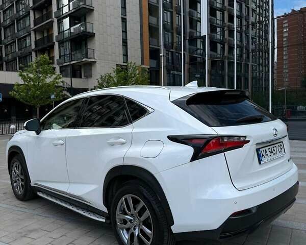 Білий Лексус НХ, об'ємом двигуна 2 л та пробігом 122 тис. км за 25900 $, фото 1 на Automoto.ua
