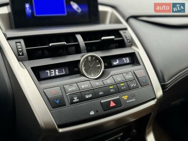 Белый Лексус НХ, объемом двигателя 2 л и пробегом 137 тыс. км за 19500 $, фото 52 на Automoto.ua