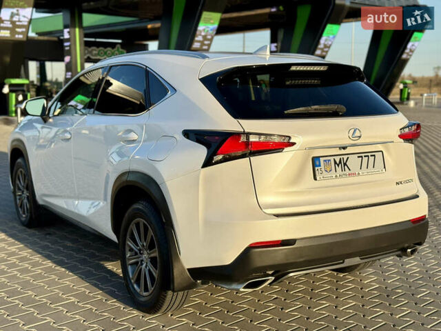 Белый Лексус НХ, объемом двигателя 2 л и пробегом 107 тыс. км за 21999 $, фото 8 на Automoto.ua