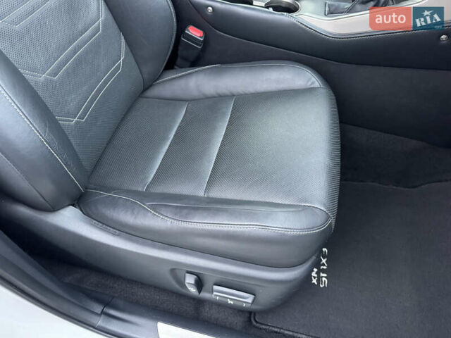 Білий Лексус НХ, об'ємом двигуна 2.5 л та пробігом 119 тис. км за 26500 $, фото 16 на Automoto.ua