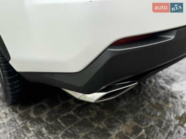 Белый Лексус НХ, объемом двигателя 2 л и пробегом 137 тыс. км за 19500 $, фото 22 на Automoto.ua