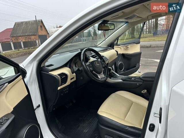 Белый Лексус НХ, объемом двигателя 2.49 л и пробегом 268 тыс. км за 22500 $, фото 40 на Automoto.ua