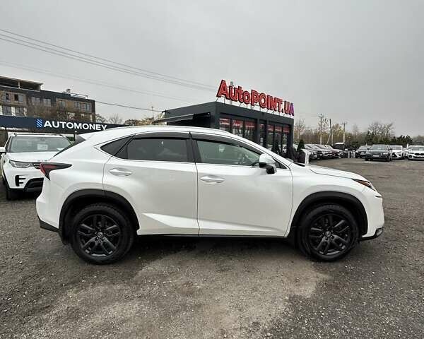 Белый Лексус НХ, объемом двигателя 1.99 л и пробегом 213 тыс. км за 19900 $, фото 4 на Automoto.ua