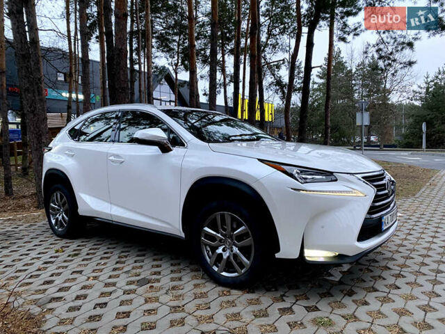 Білий Лексус НХ, об'ємом двигуна 1.99 л та пробігом 69 тис. км за 24000 $, фото 1 на Automoto.ua
