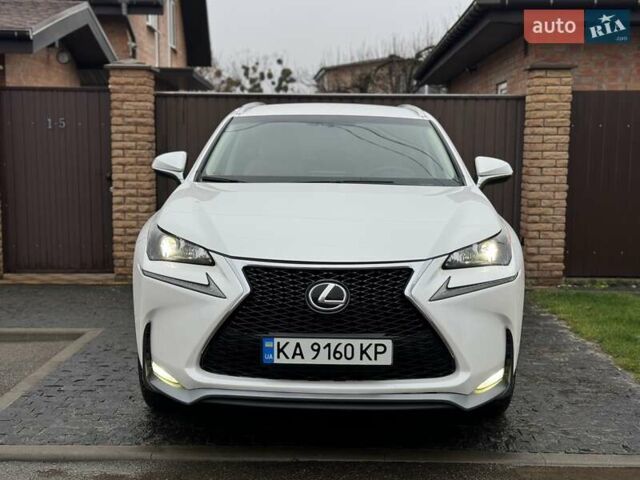 Белый Лексус НХ, объемом двигателя 2 л и пробегом 137 тыс. км за 19500 $, фото 1 на Automoto.ua