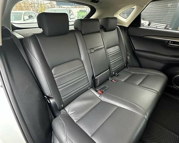 Белый Лексус НХ, объемом двигателя 1.99 л и пробегом 213 тыс. км за 19900 $, фото 37 на Automoto.ua