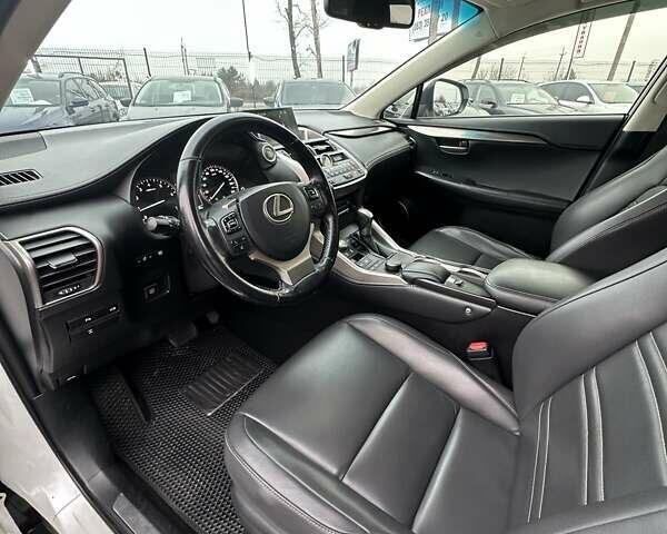 Белый Лексус НХ, объемом двигателя 1.99 л и пробегом 213 тыс. км за 20999 $, фото 20 на Automoto.ua