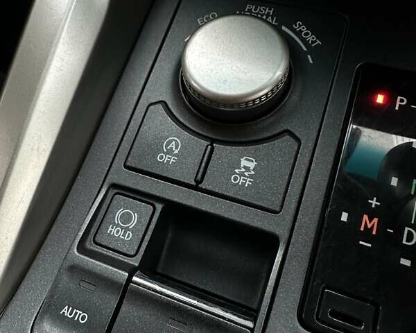 Белый Лексус НХ, объемом двигателя 1.99 л и пробегом 213 тыс. км за 20999 $, фото 40 на Automoto.ua