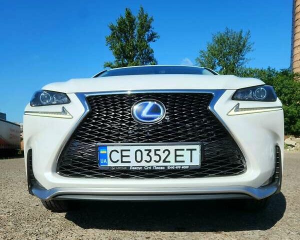 Білий Лексус НХ, об'ємом двигуна 2.49 л та пробігом 119 тис. км за 30000 $, фото 8 на Automoto.ua