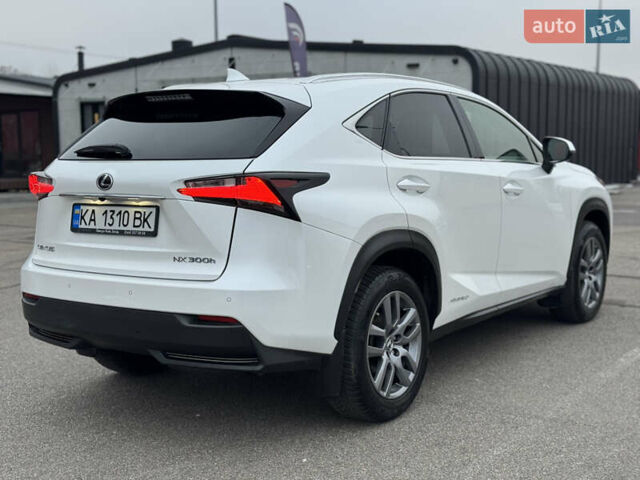 Білий Лексус НХ, об'ємом двигуна 2.5 л та пробігом 119 тис. км за 26500 $, фото 4 на Automoto.ua