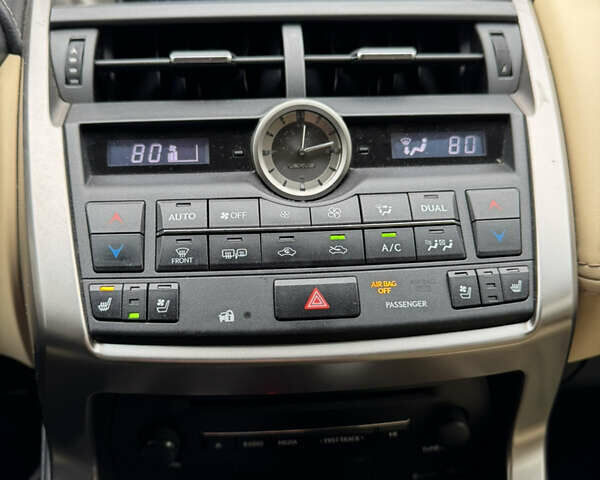 Белый Лексус НХ, объемом двигателя 2 л и пробегом 97 тыс. км за 23000 $, фото 8 на Automoto.ua