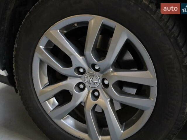 Білий Лексус НХ, об'ємом двигуна 2.49 л та пробігом 213 тис. км за 27900 $, фото 8 на Automoto.ua