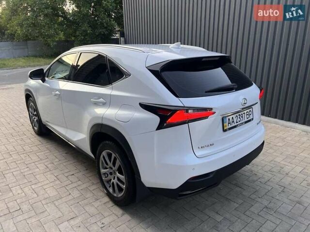 Белый Лексус НХ, объемом двигателя 2 л и пробегом 128 тыс. км за 23000 $, фото 13 на Automoto.ua