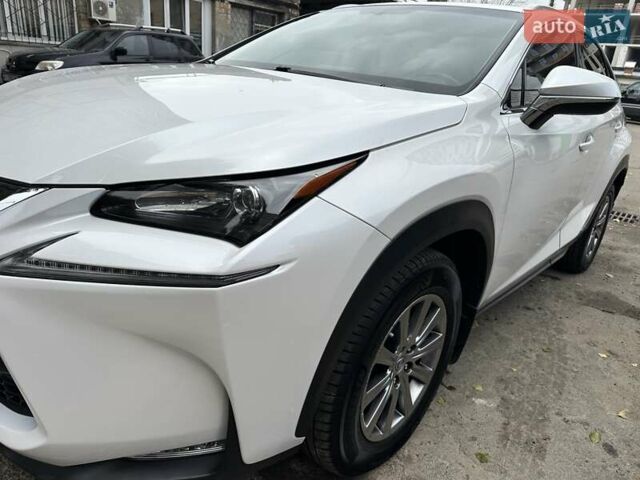 Лексус НХ 2016 у Києві на Automoto.ua Білий Лексус НХ, об'ємом двигуна 2.49 л та пробігом 108 тис. км за 26000 $, фото 1 на Automoto.ua