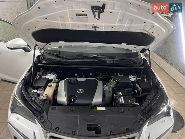 Лексус НХ 2016 у Києві на Automoto.ua Білий Лексус НХ, об'ємом двигуна 2 л та пробігом 128 тис. км за 24000 $, фото 18 на Automoto.ua